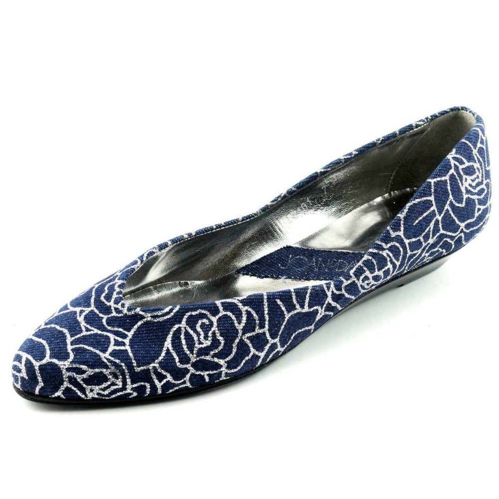 Vintage JOAN & DAVID Low Wedge Flats 7 N ITALY